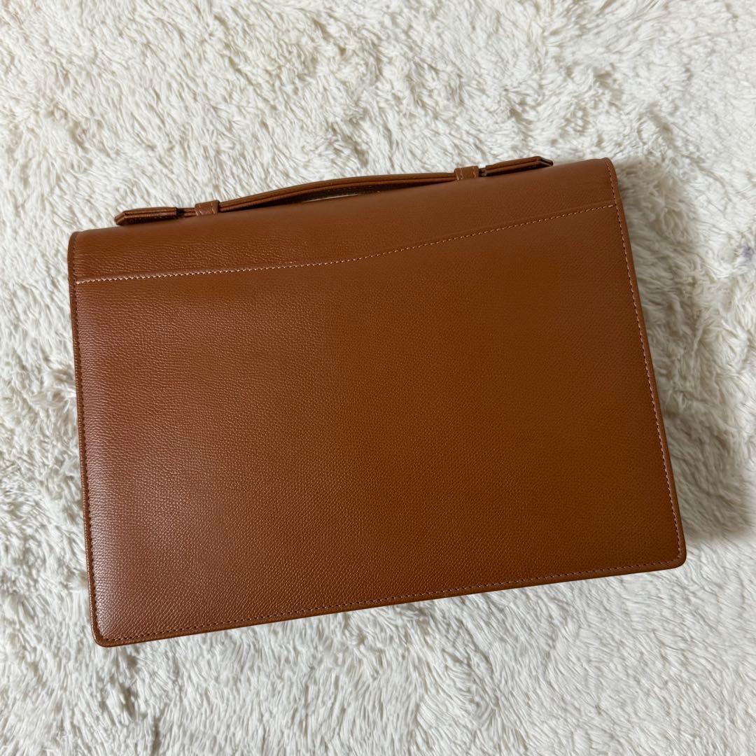 ⭐️未使用品⭐️　イヴサンローラン　カサンドラ　ブリーフケース　フラップ　レザー