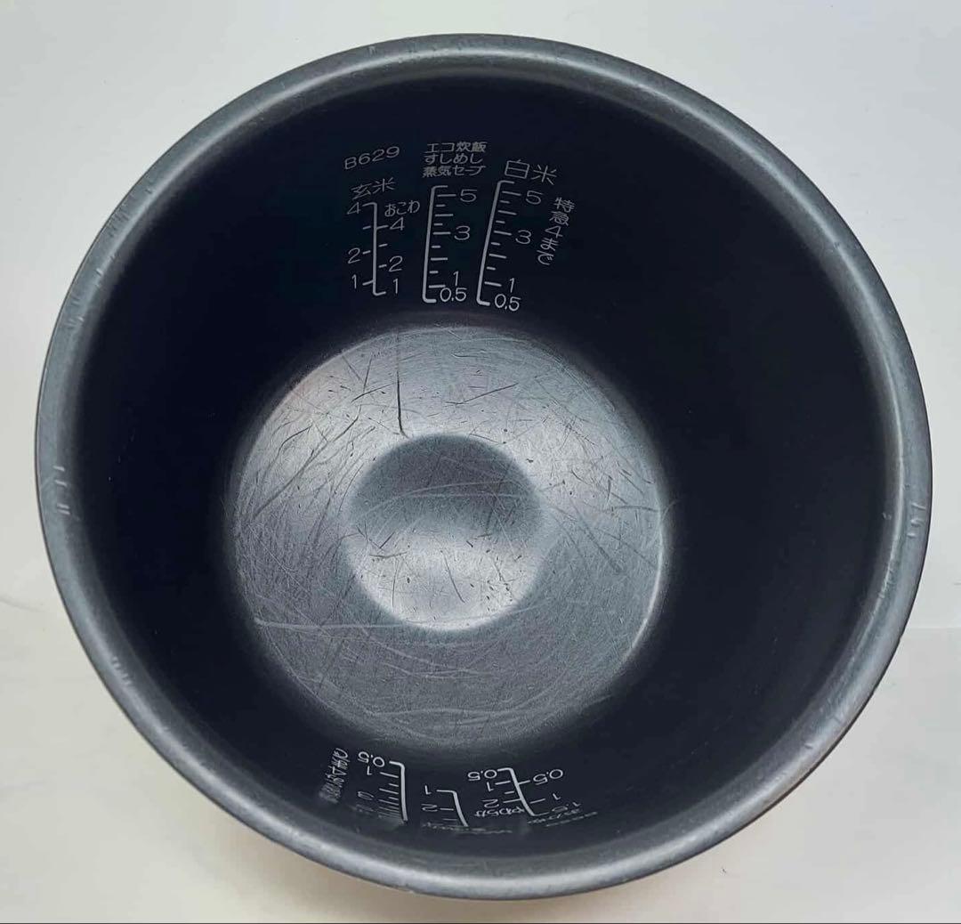 象印 圧力IH炊飯ジャー 5.5合炊き NW-FA10 2022年製