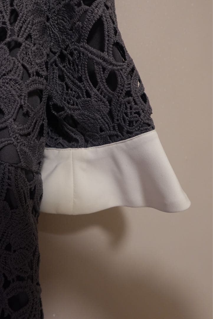 LEJA 花柄レースカラースパンコール刺繍Aラインフレアドレスワンピース M