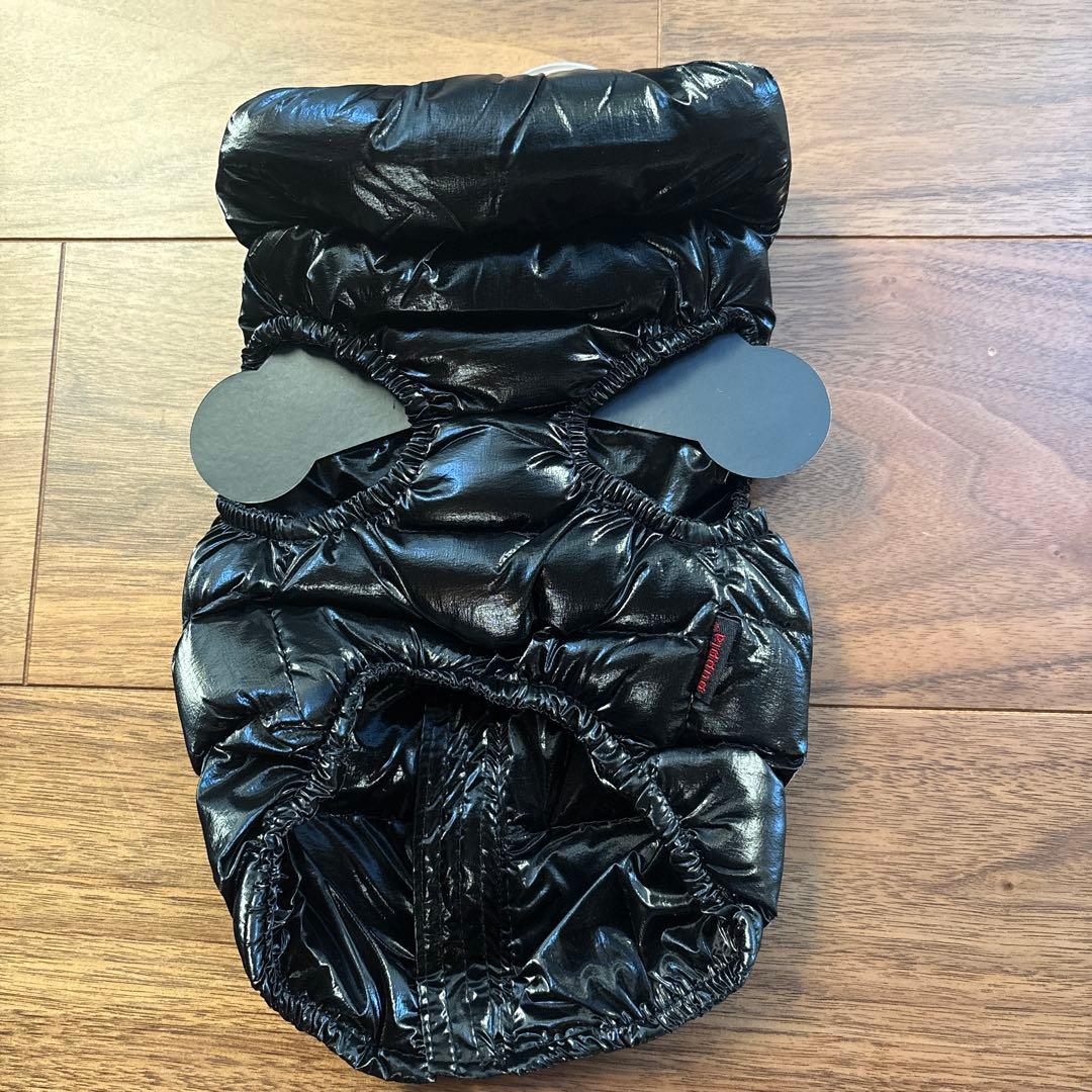 犬用ダウン　ブラック　パピアpuppia 新品 背中ジップ　mサイズ