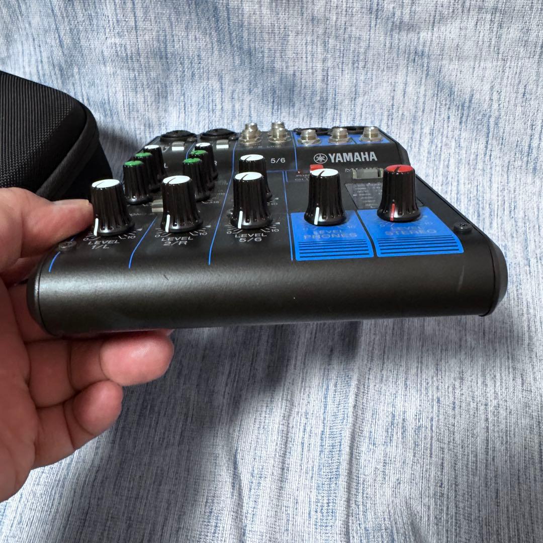 【ソフトケース付】YAMAHA MG06 アナログミキサー 6チャンネル ヤマハ