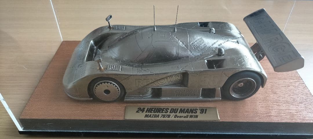 値引き不可 マツダ 787B ル・マン耐久レース 優勝記念 モデルカー