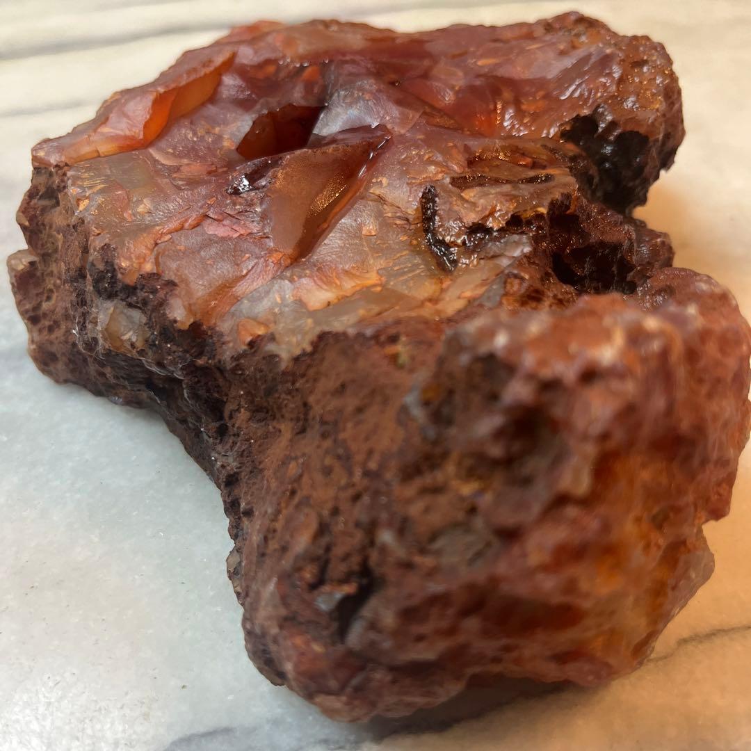 ⚠️注意‼️発送が特定月末の限定品 　赤は魔を払う縁起の良い石　おすすめの古い原石