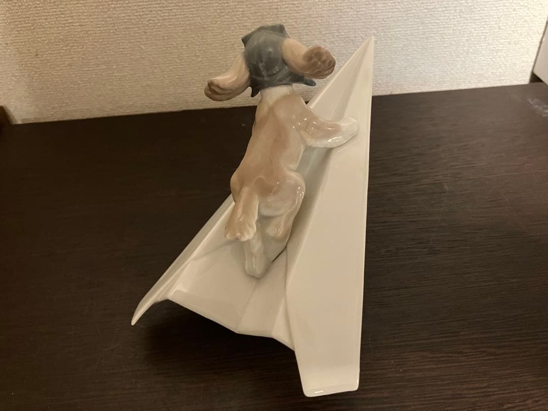 LIADRO リアドロ 犬と紙飛行機 可愛いパイロット