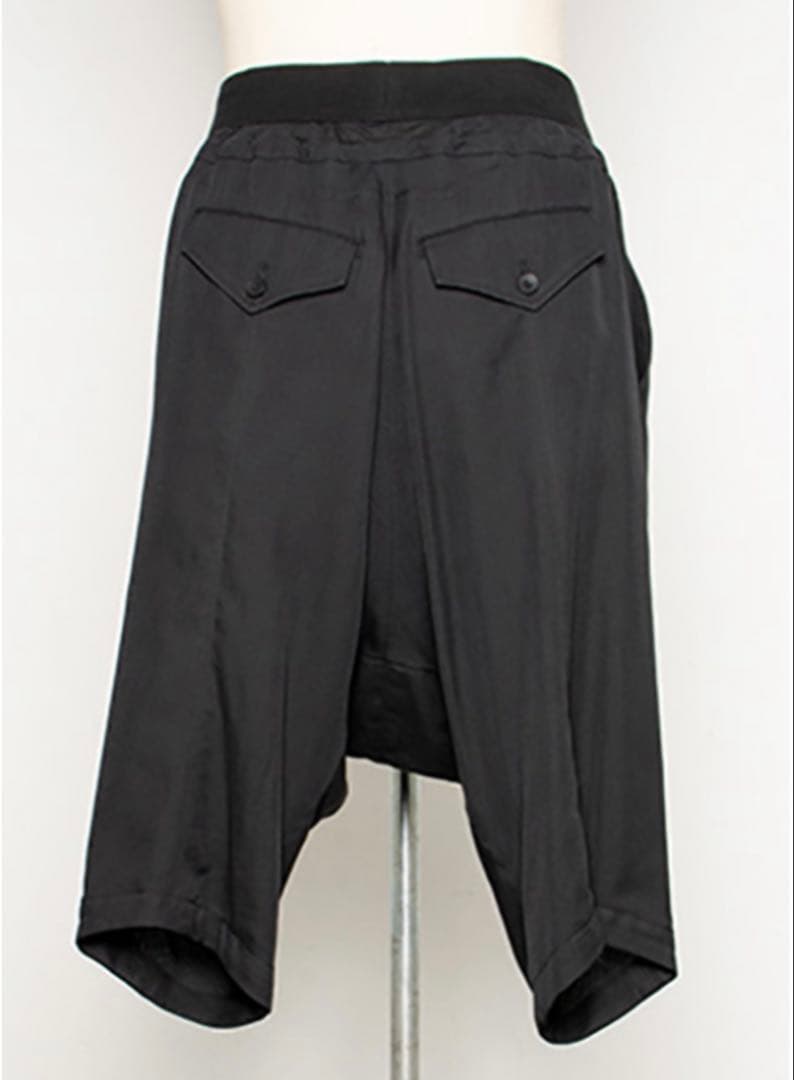 値下げ！！美品！！ユリウス　クロップドサルエルパンツ