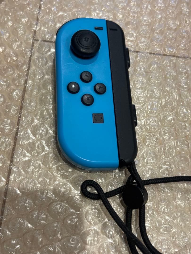 Nintendo Switch 本体 + ジョイコン