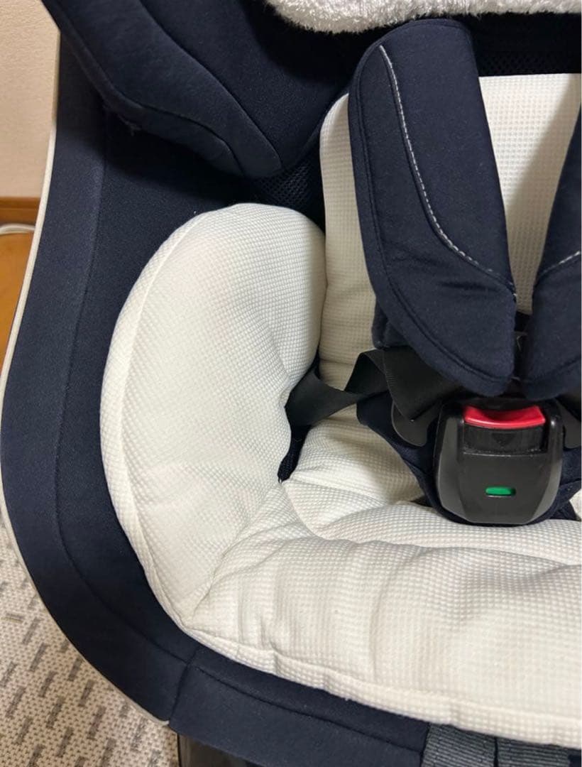 コンビ 新生児チャイルドシート クルムーヴ JJ-550ネイビー　抱っこ紐