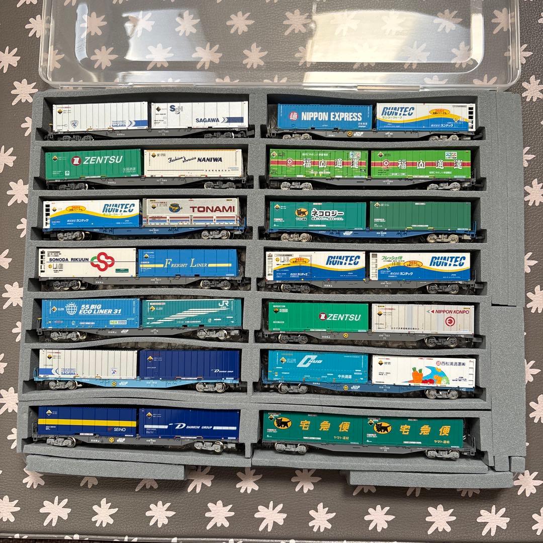 Nゲージ　コンテナ貨車14両セットケース付き