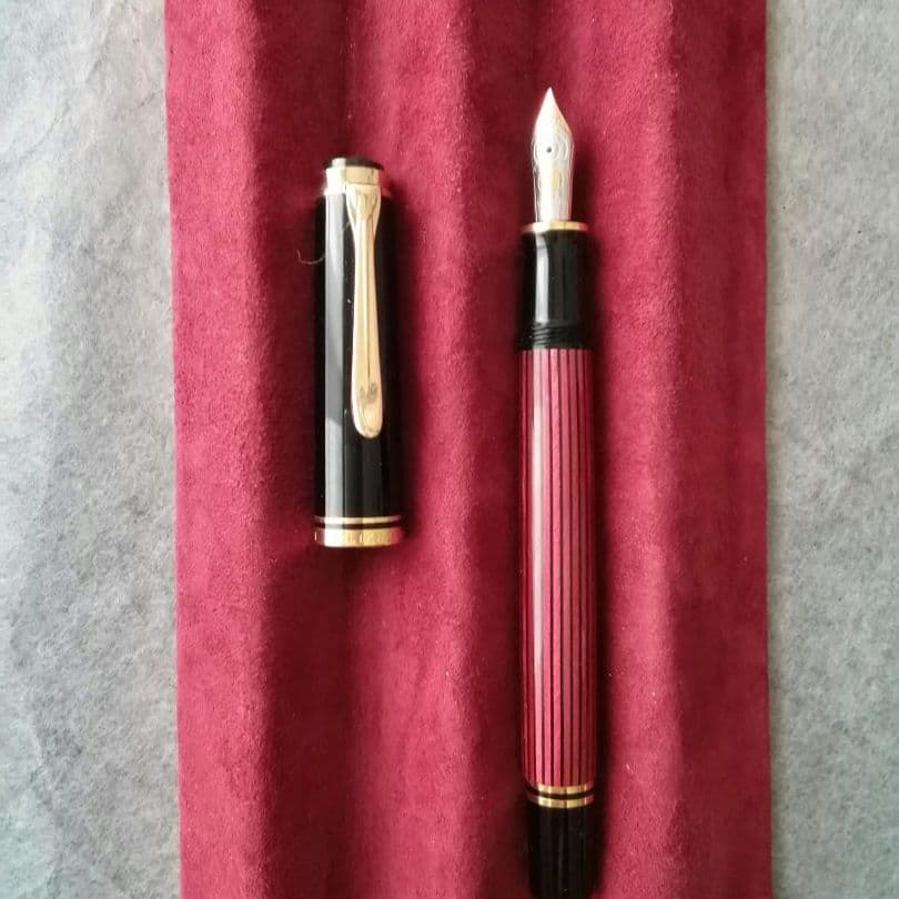 逸品　ペリカンスーベレーンM400　高い人気を誇るボルドー　ギフトボックスセット