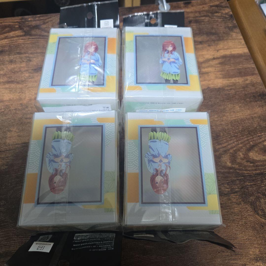 中野三玖くノ一　デッキホルダー、プロテクター4個ずつ　購入時コメント願います！