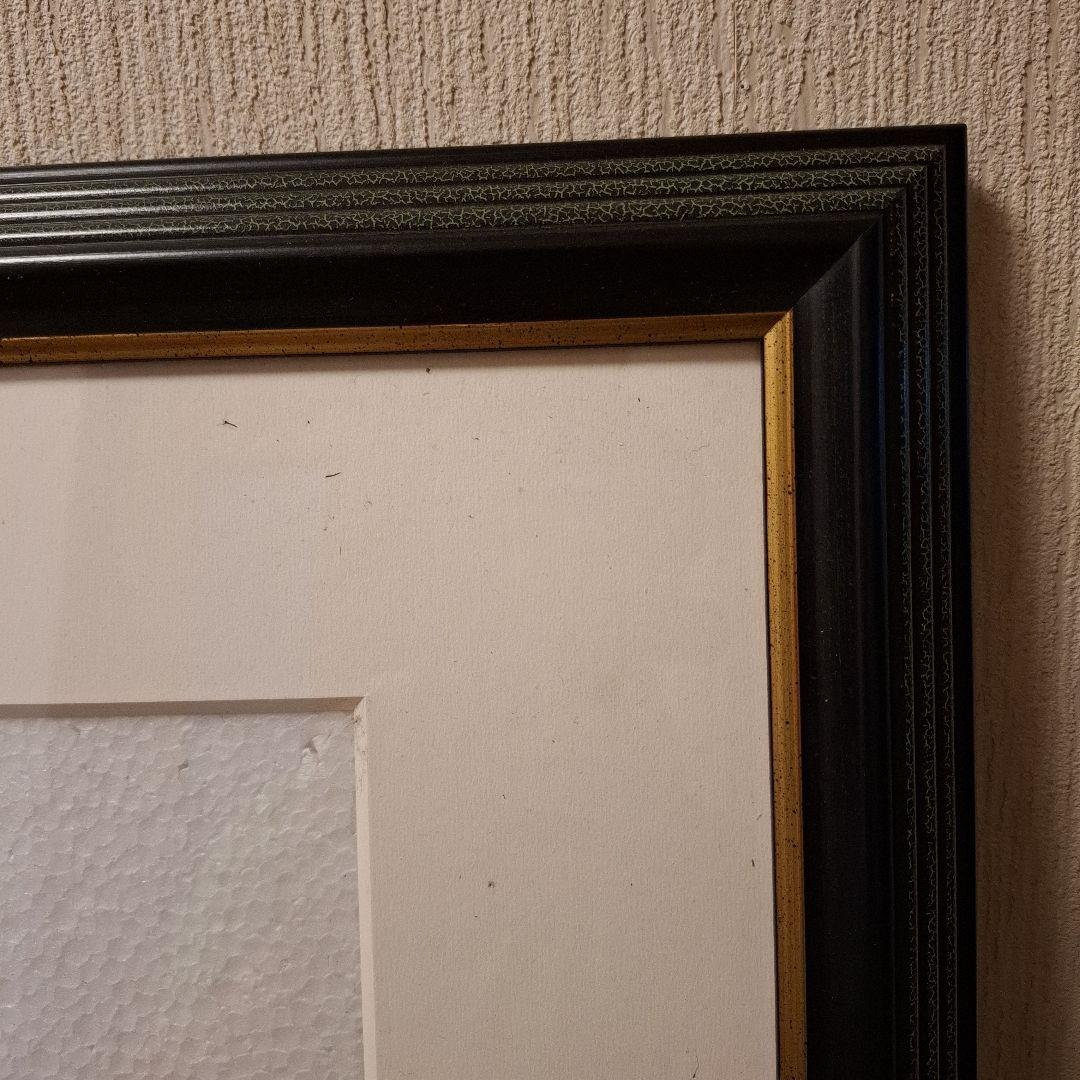 黒い木製額縁　黄緑色ひび割れ加工85.8×109.8 　厚み2.5㎝ 水彩画額縁