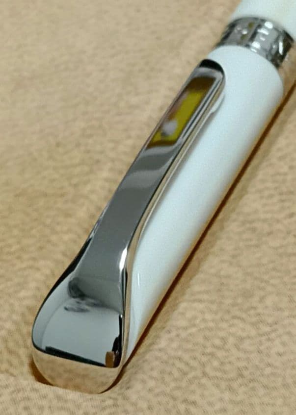 ブルガリ ミニ ボールペン シルバー 925 ホワイト 箱 保証書付