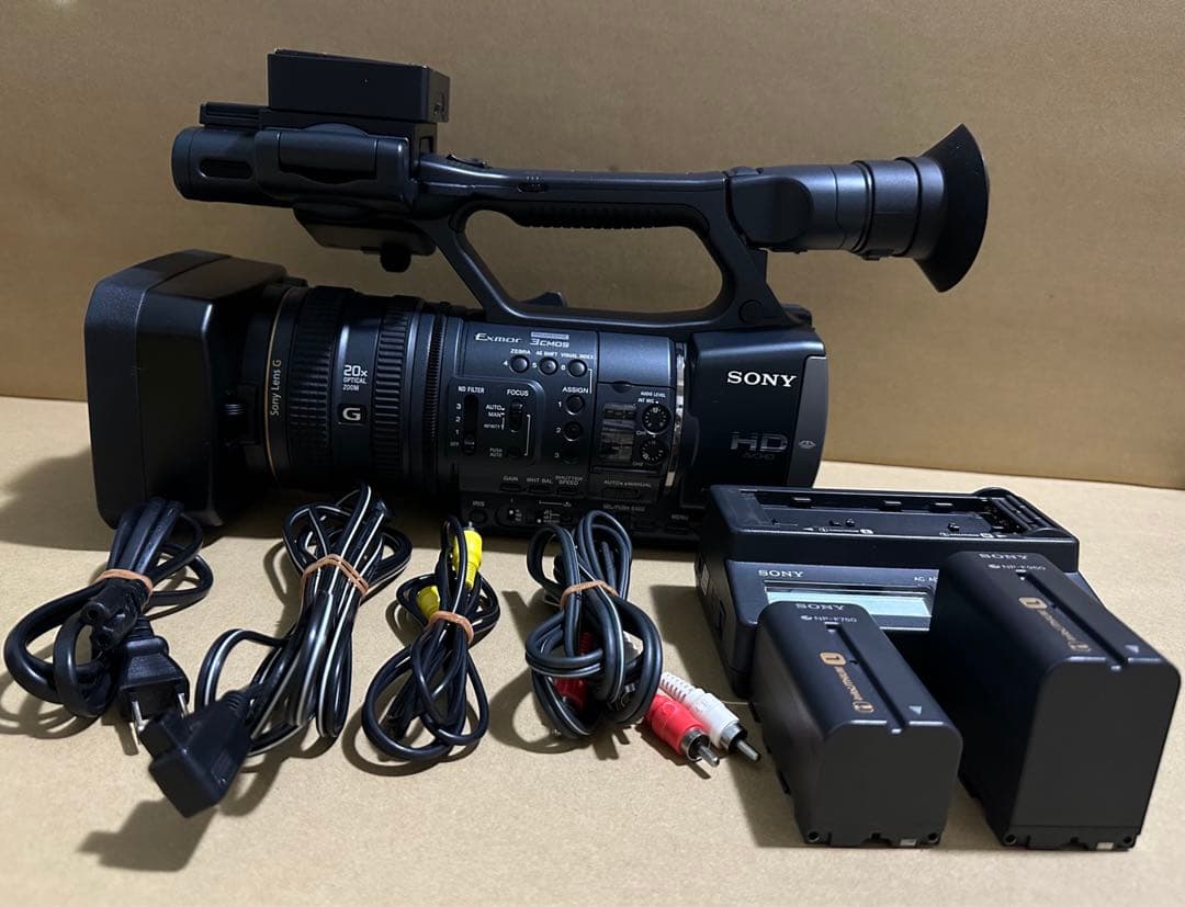 SONYビデオカメラ　HDR-AX2000