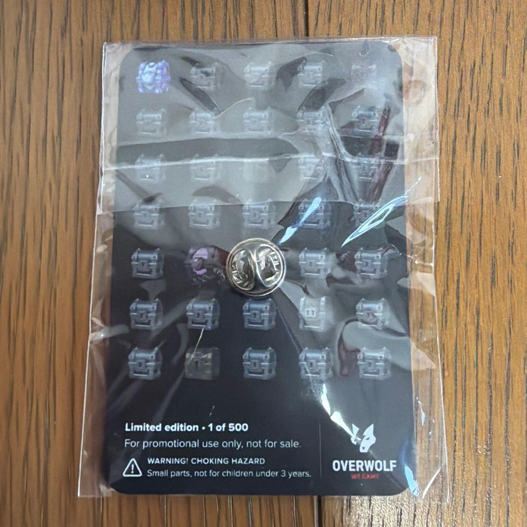 【希少非売品】クラロワ プリンセスフィギュア ＋スーパー魔法の宝箱バッジ