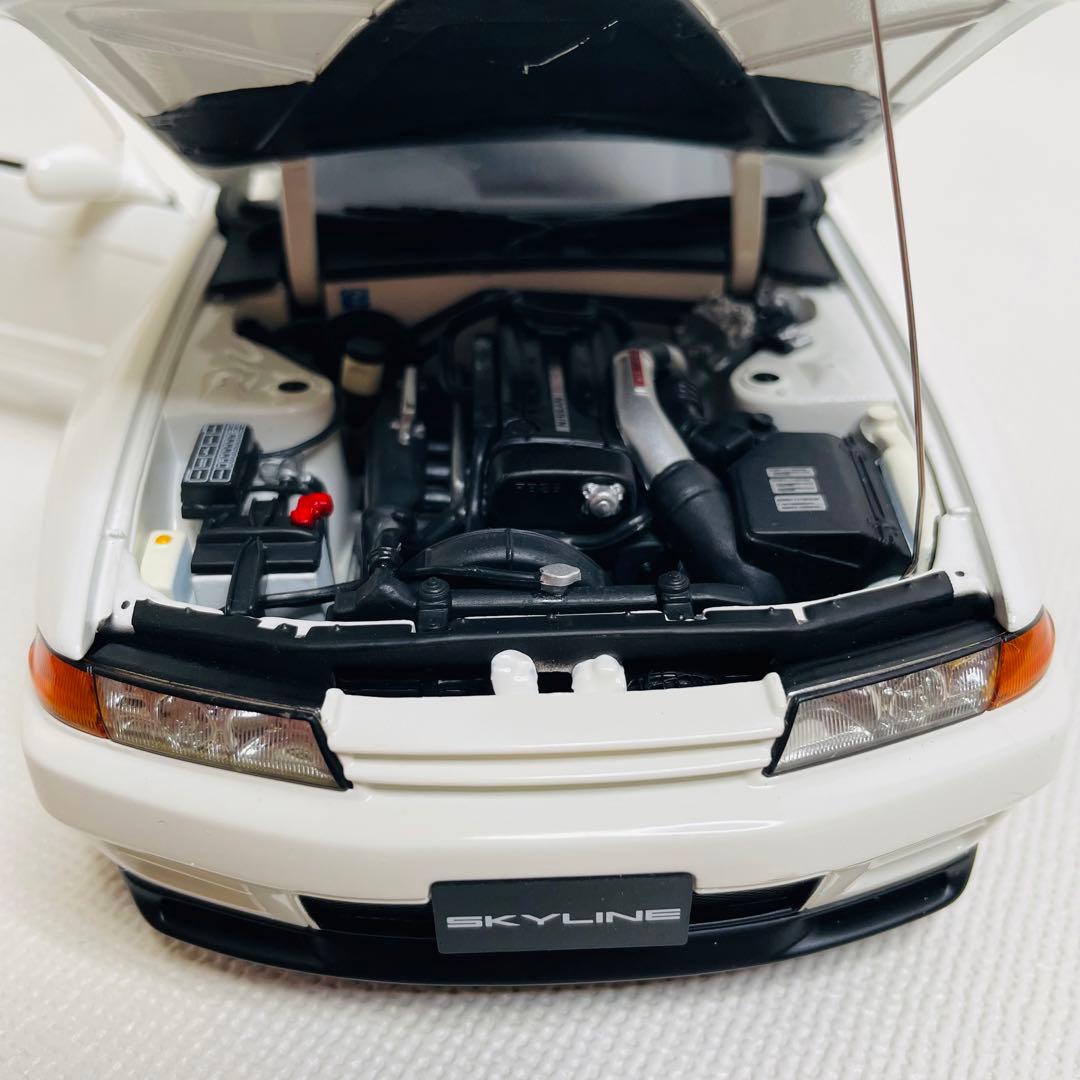 ミニカー AUTOart 1/18 NISSAN SKYLINE GT-R R32