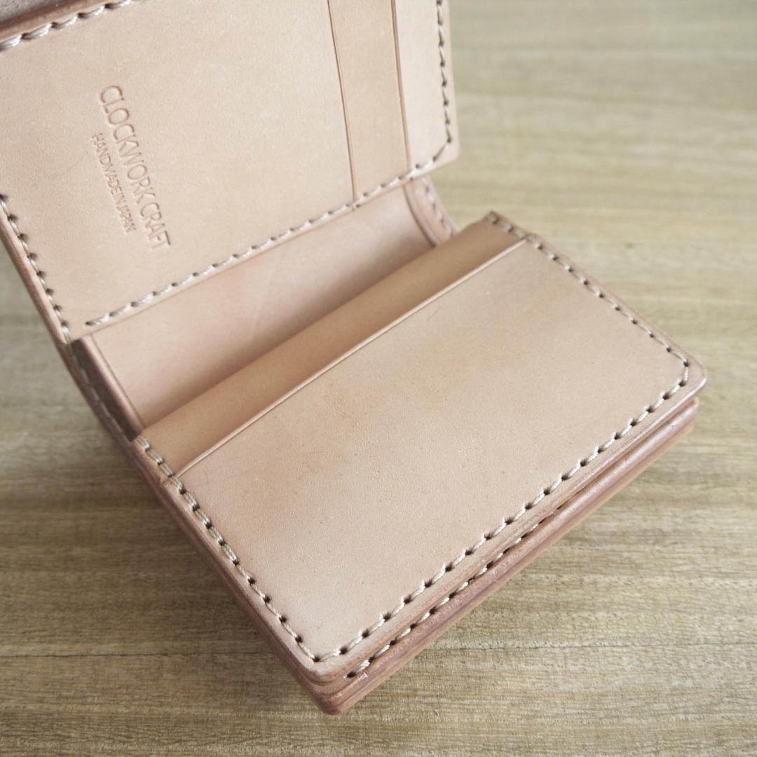 ヌメ革　栃木レザー　サドルレザー　コンパクトウォレット　三つ折り　生成り