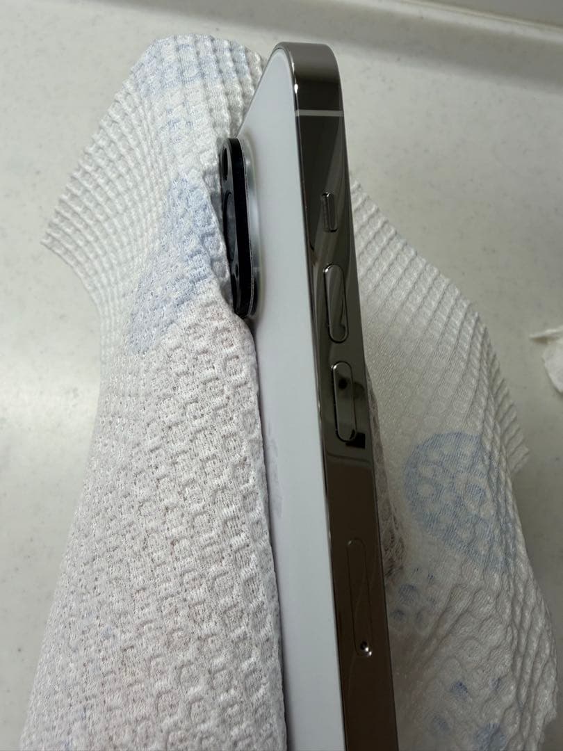 iPhone 14Pro シルバー　256GB SIMフリー