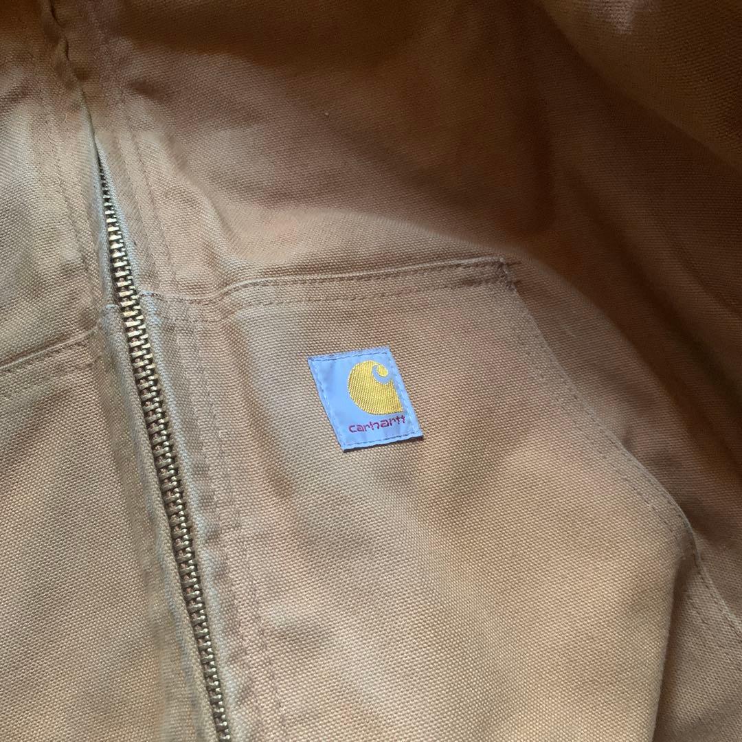 Carhartt ブラウン フード付きジャケット