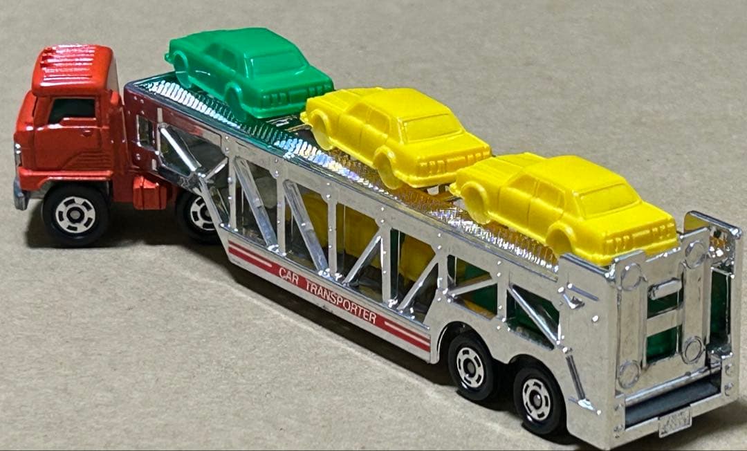 ロングトミカ カートランスポーター