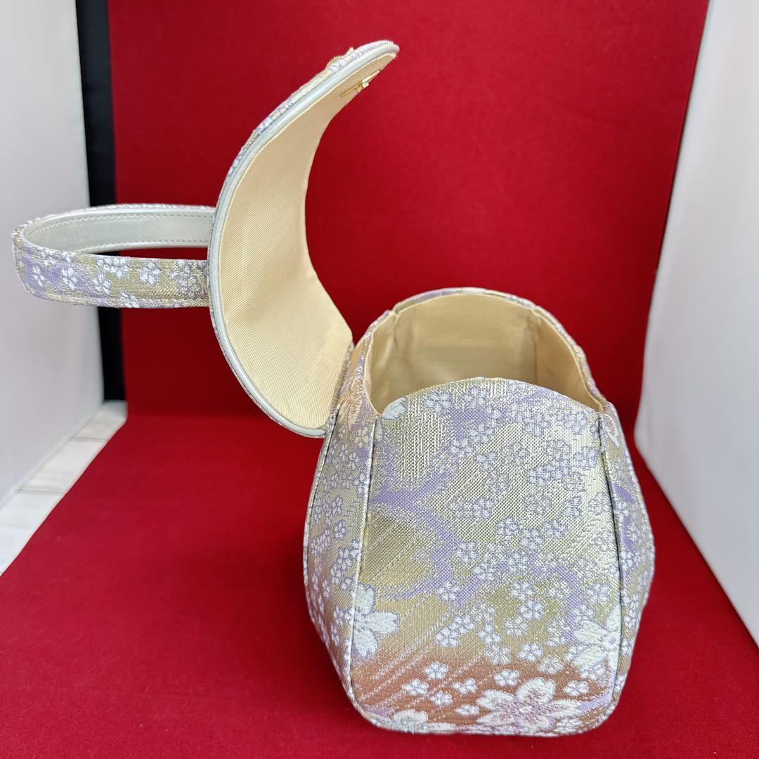 和装用バッグと草履セット　新品未使用　美品　ゴールド　桜　成人式　結婚式