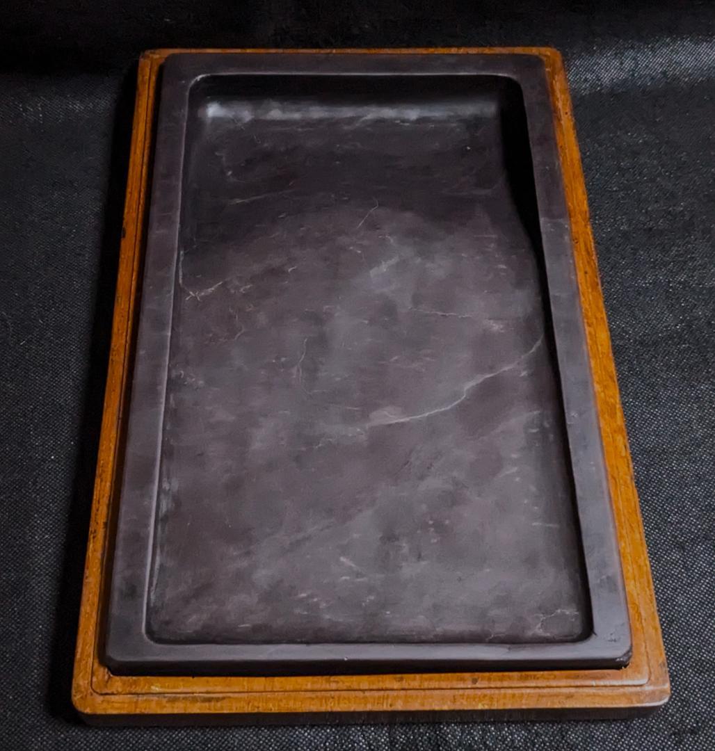 【Y】　　◆端渓硯（青花・冰紋・金線・魚脳凍の美石／十二吋／唐木共箱）