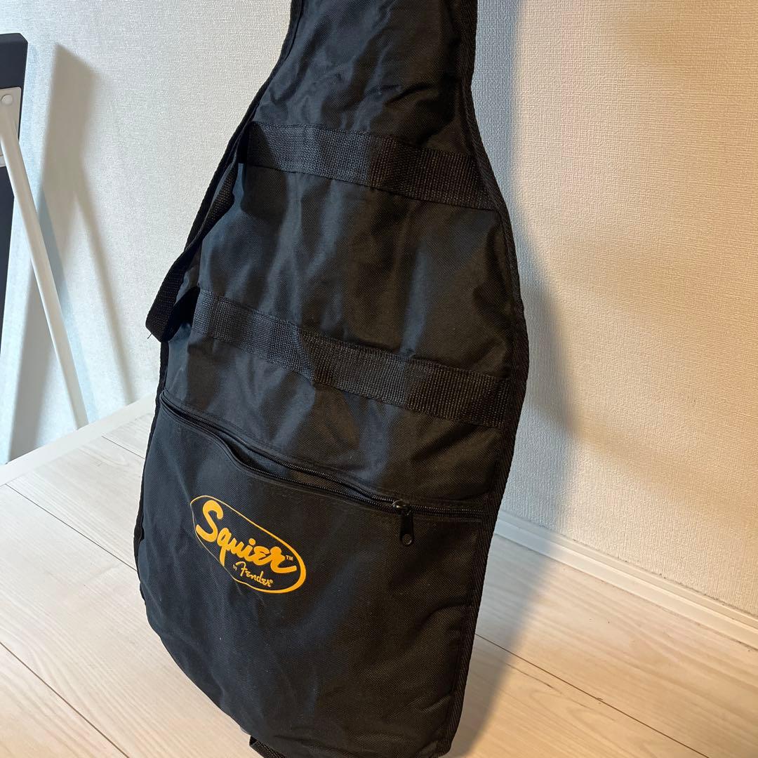ギター squier by fender stratocaster
