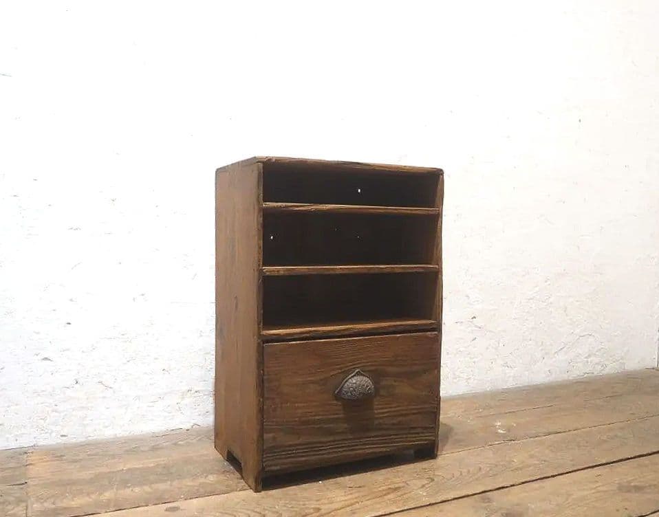 1319 小ぶりな杉の収納棚　飾り棚　抽斗　ケース　古家具　レトロ　ビンテージ