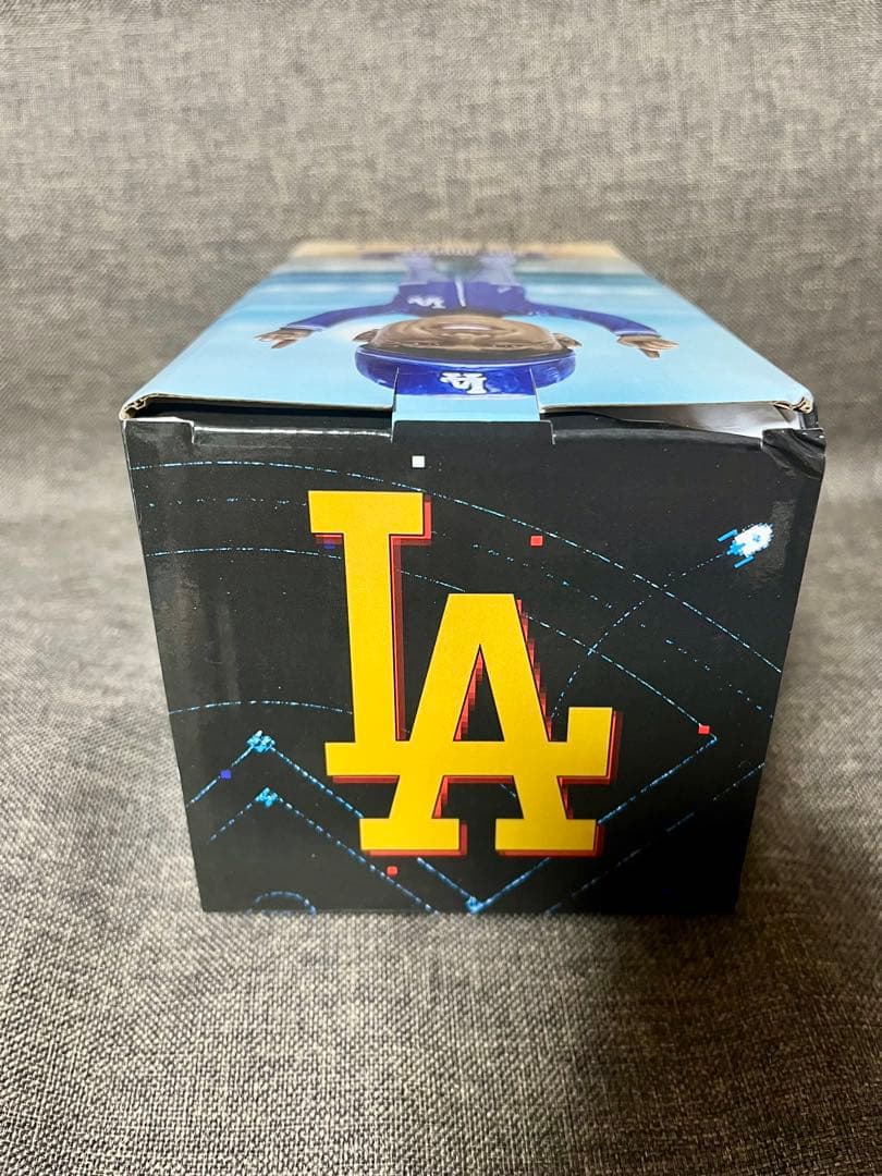 4/26 球場配布品 ロバーツ監督 ボブルヘッド MLB ドジャース