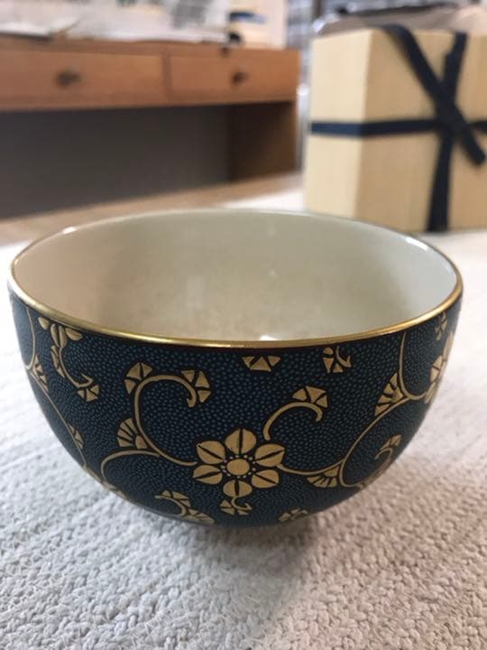 九谷焼　綿玉造　抹茶碗