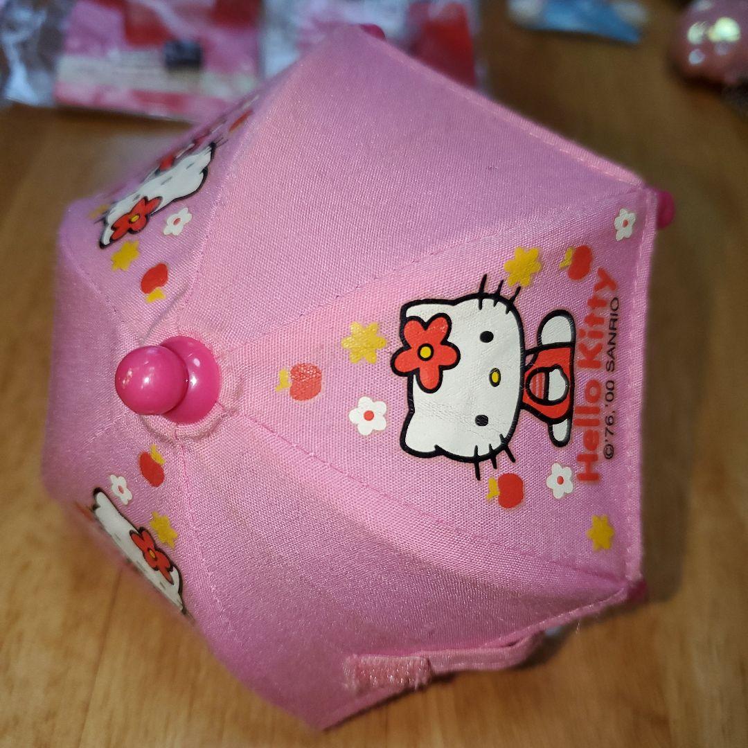 平成レトロ　平成女児　サンリオ　キティ　ノベルティ缶バッジ　キーホルダー　セット