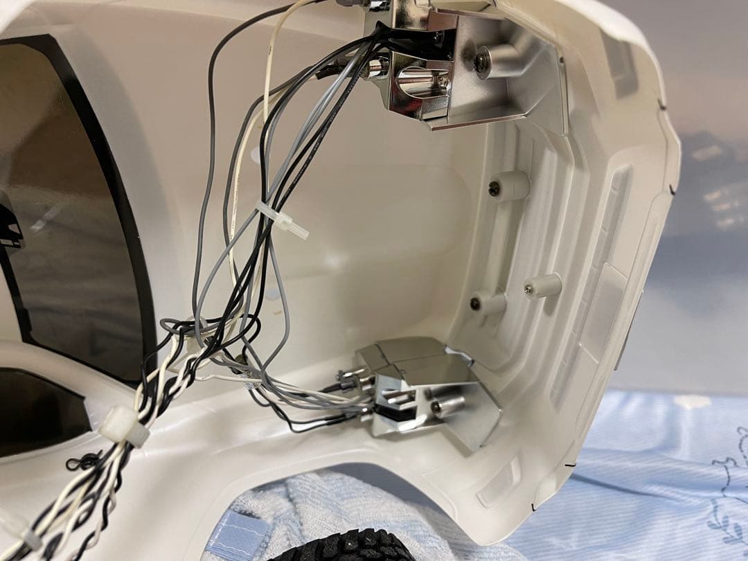 タミヤ ランドクルーザー300 ラジコン　リフトアップパーツ付