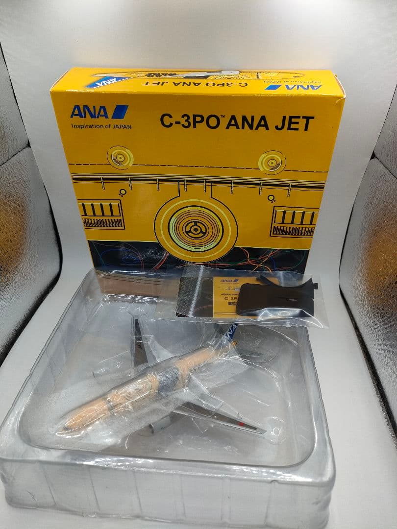 美品　ANA B777-200ER JA743A　C3PO　1/400