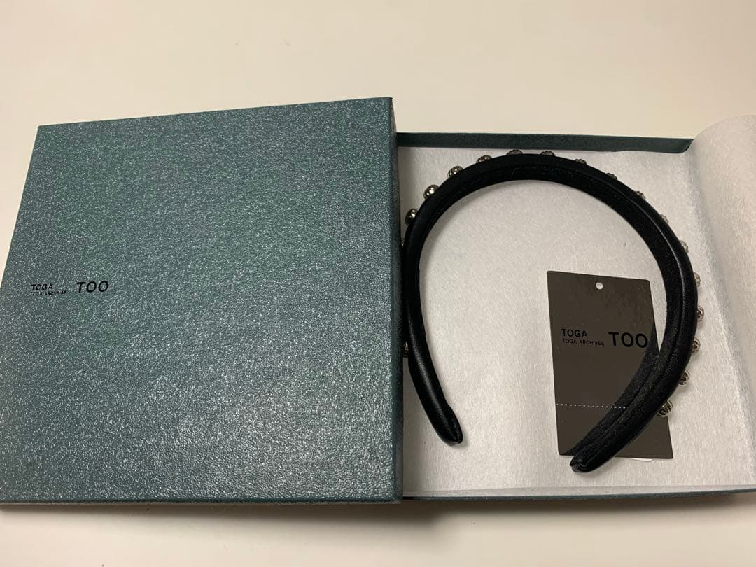 TOGA TOO Leather headband 3 トーガ カチューシャ