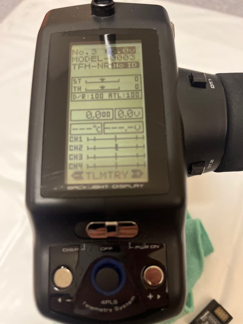 フタバ　4PLS 受信機付