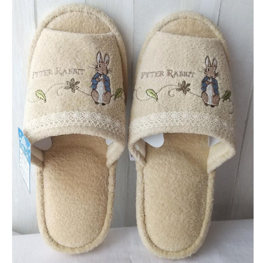 ピーターラビット　ペーパーホルダーカバー　トイレマット　スリッパ　セット