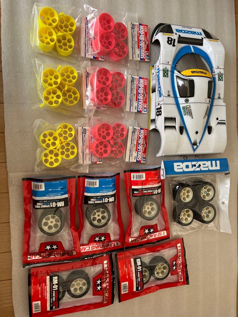 タミヤRM-01 スペアボディ 限定ホイール、タイヤホイールセット