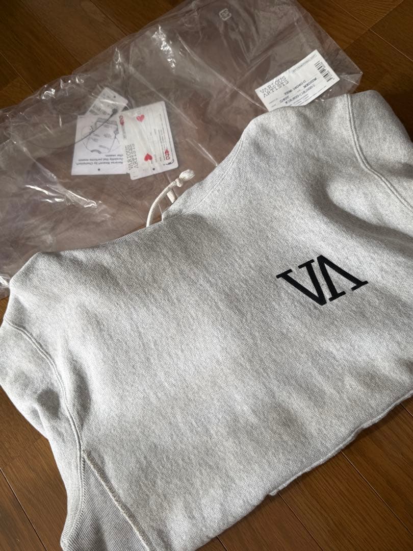 V.a. グレー パーカー Champion Sweat Hoodie 001