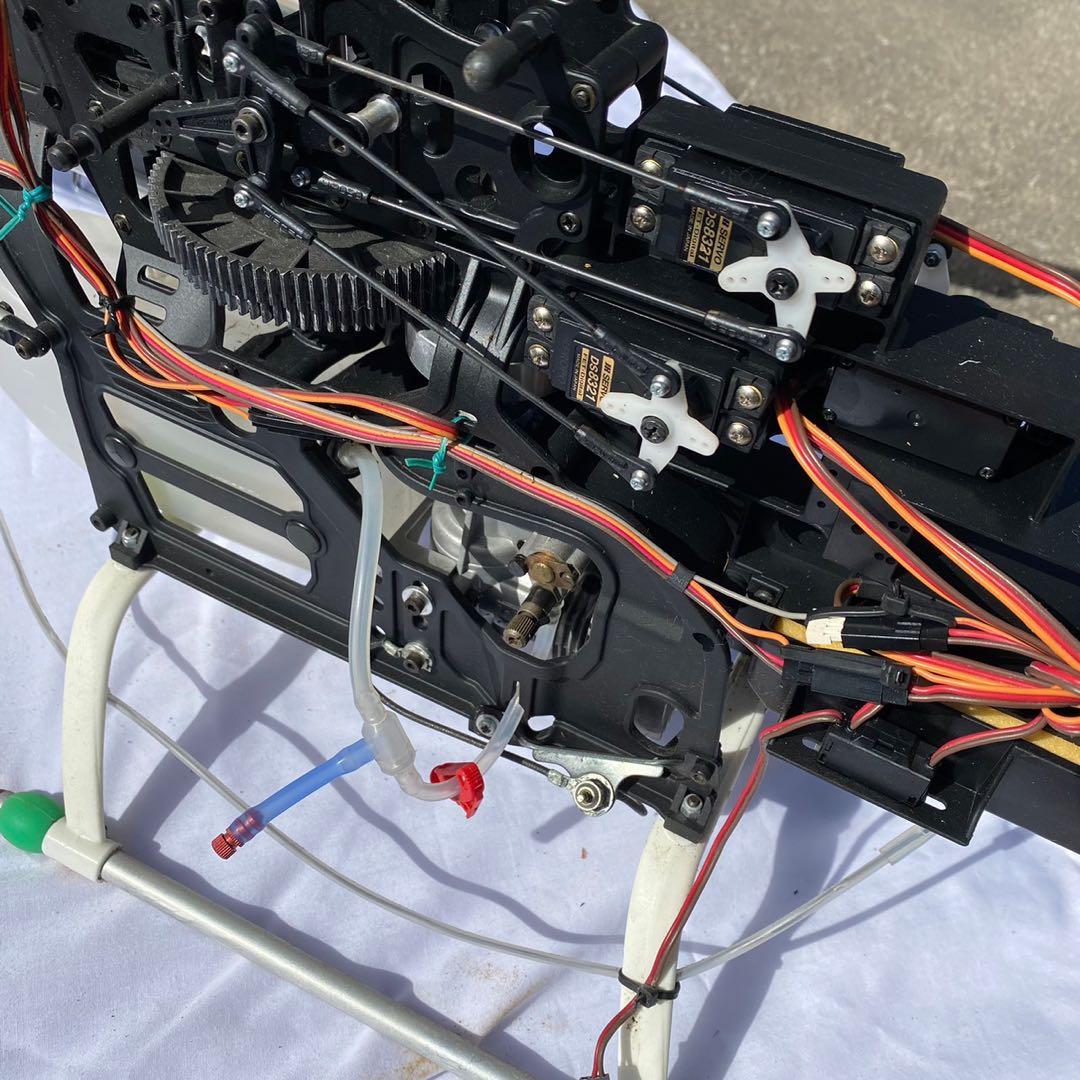 ヘリ GPヘリコプター 完成品 ヒロボー シャトルスカディエボリューション 50