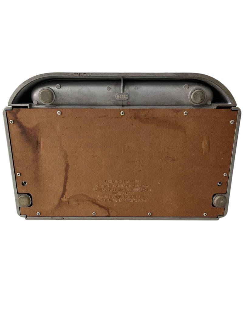 点字タイプライター　パーキンスブレーラー