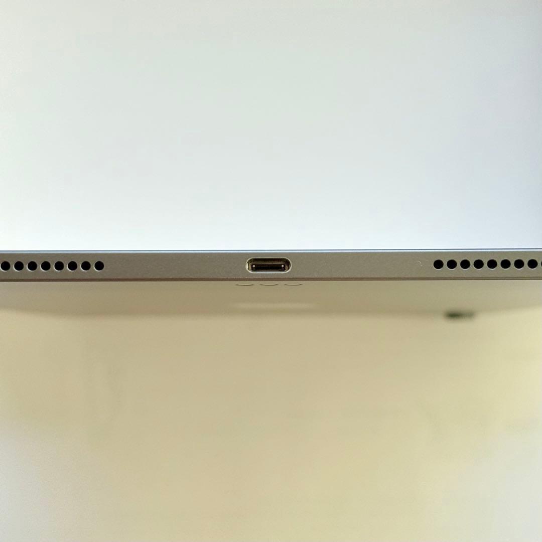 Apple iPad Air 第5世代　Wi-Fi 256 GBスペースグレイ