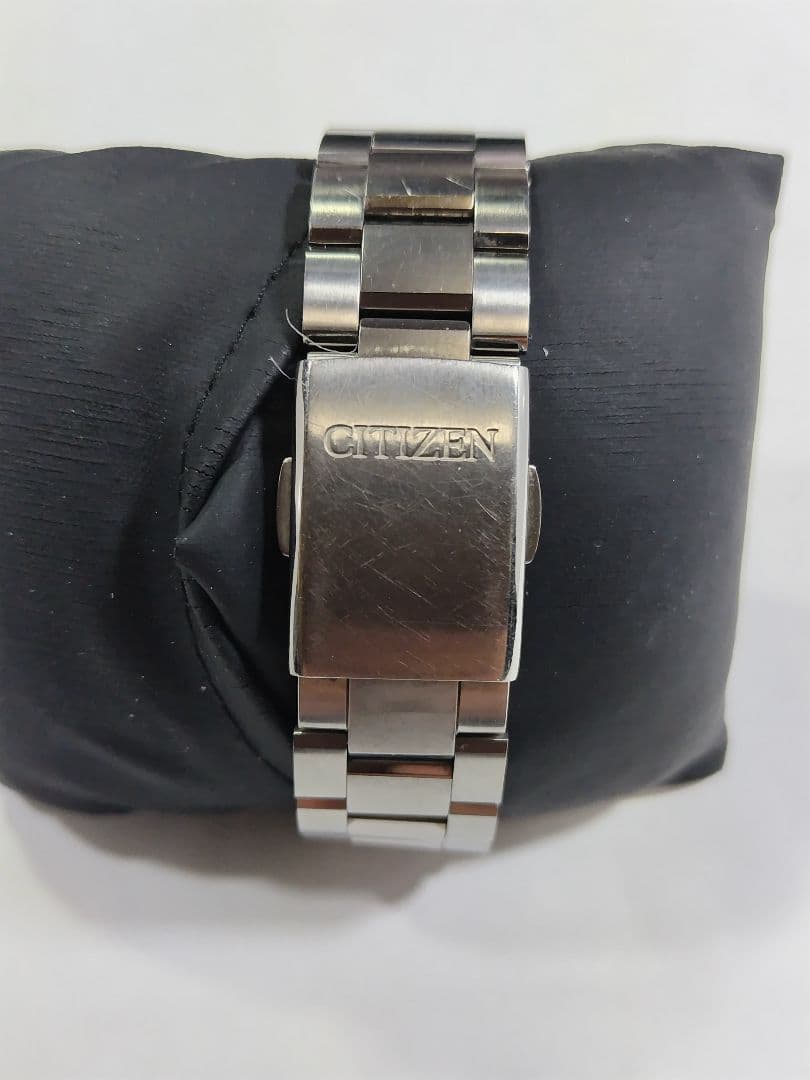 シチズン　アテッサ　エコドライブ　クロノグラフ　電波時計　軽量スーパーチタン