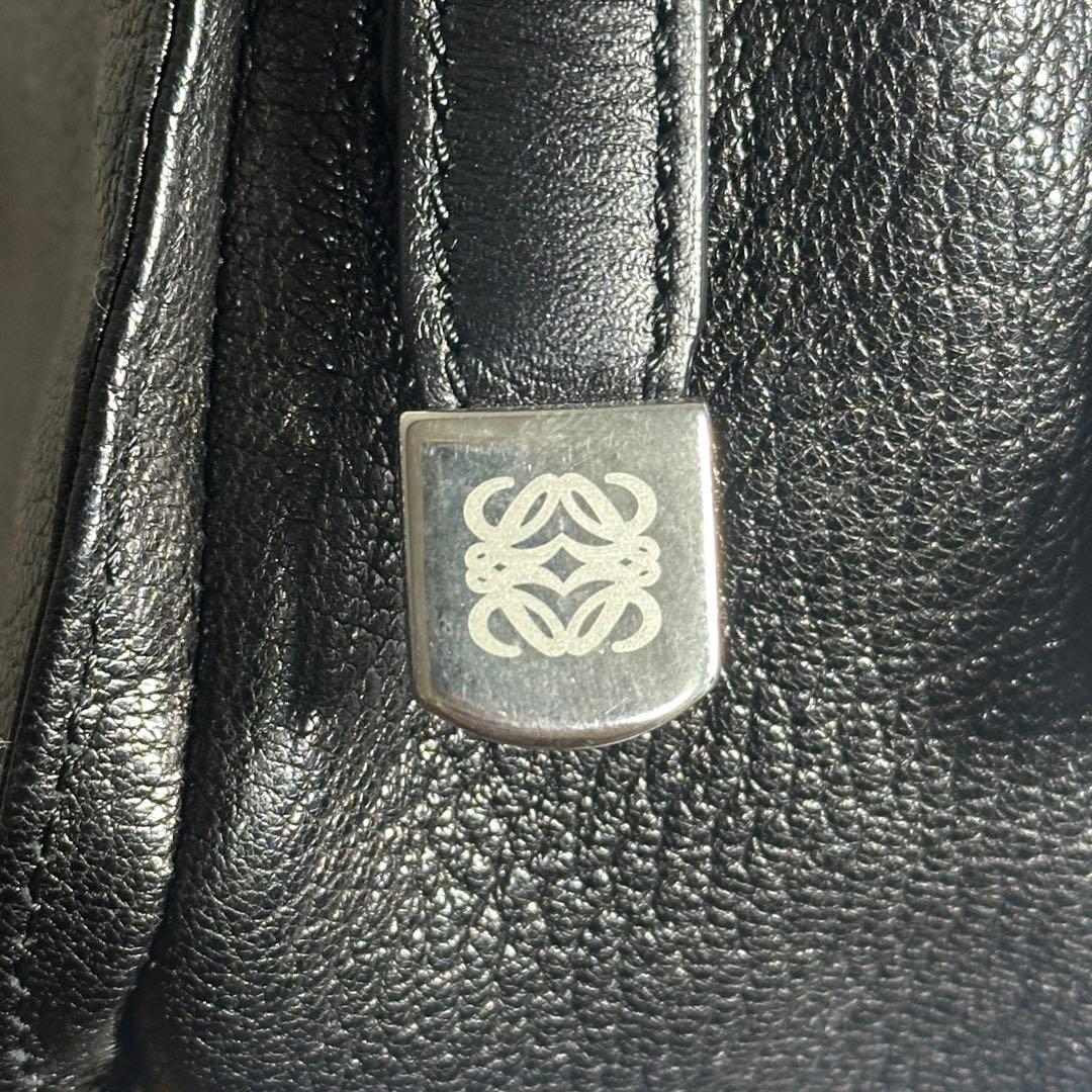 LOEWE ロエベ アナグラム スタッズ レザー ショルダーバッグ ブラック