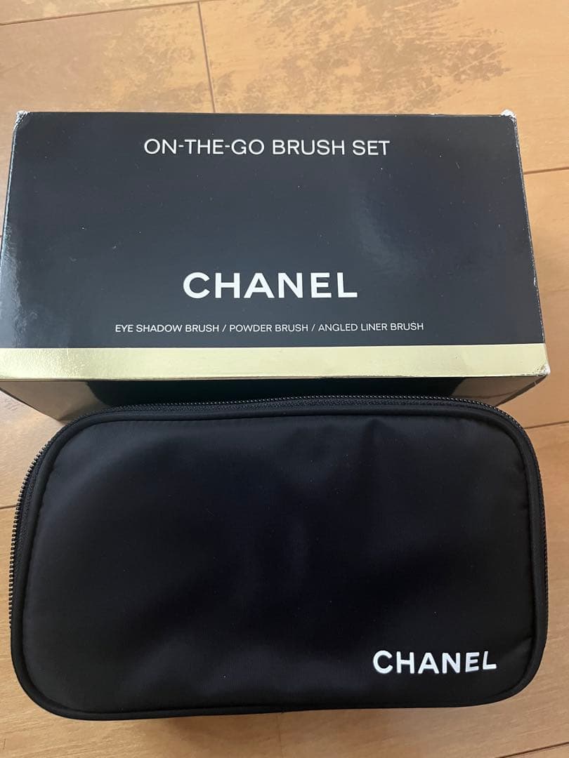 未使用　シャネル　メイクブラシセット　CHANEL BRUSH SET ③