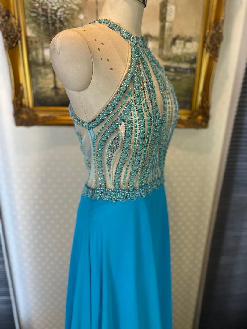未使用傷あり☆水色ビーズ装飾ロングドレス