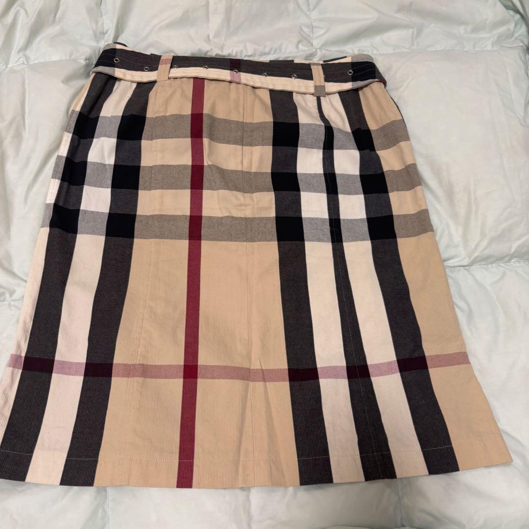 バーバリーチェック柄 スカート ベルト付き　38