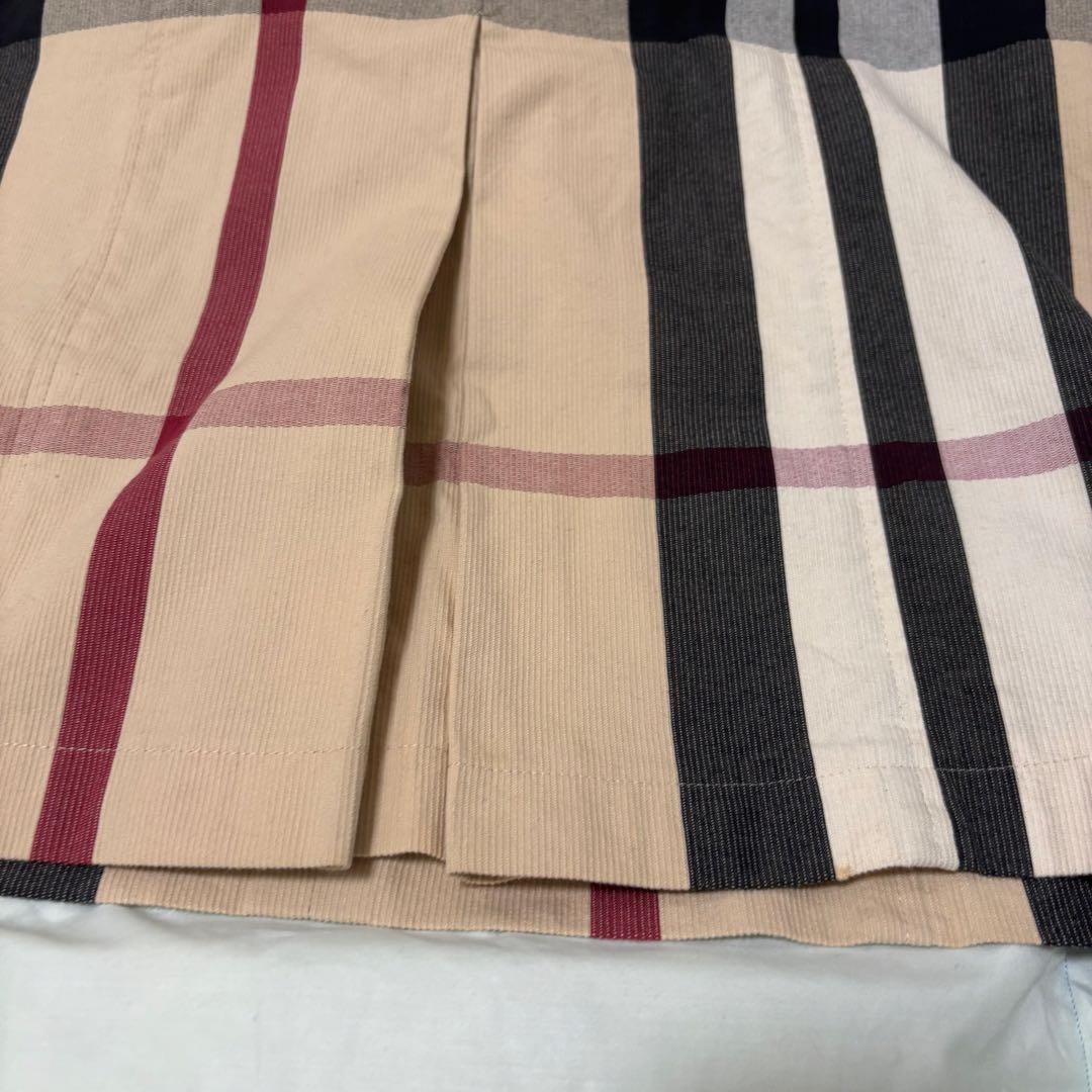 バーバリーチェック柄 スカート ベルト付き　38