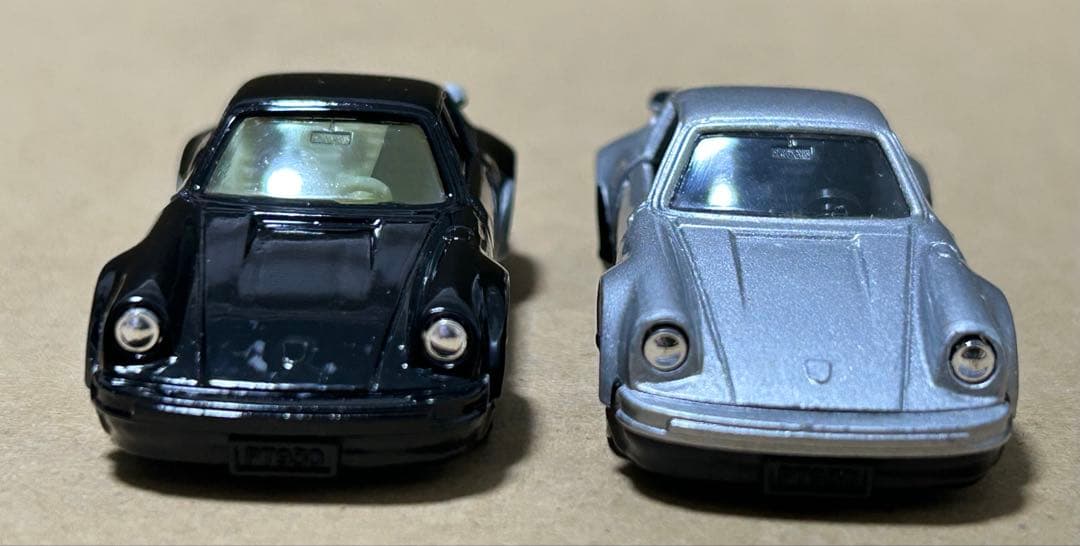 日本製 トミカ ポルシェ930ターボ 2台セット