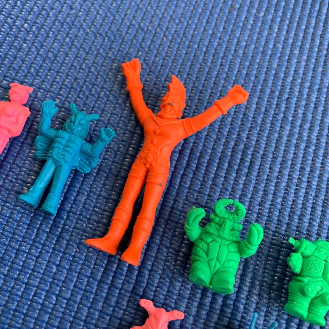 【昭和レトロな消しゴム当時物】仮面ライター、ウルトラマンプロレス、ドラえもん