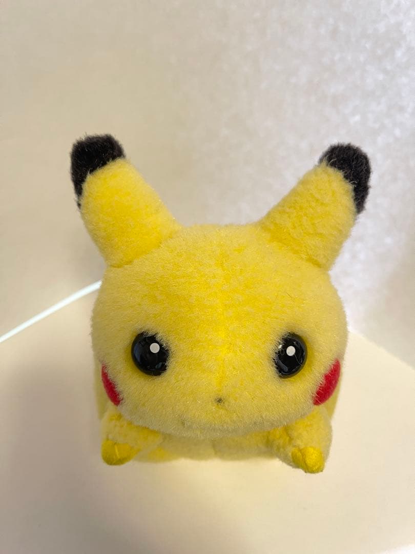 初期ピカチュウ　ぬいぐるみ　TOMY