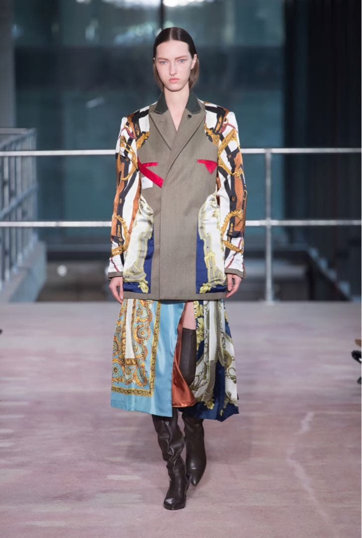 【美品】TOGA トーガ☆スカーフ柄プリーツスカート☆34サイズ